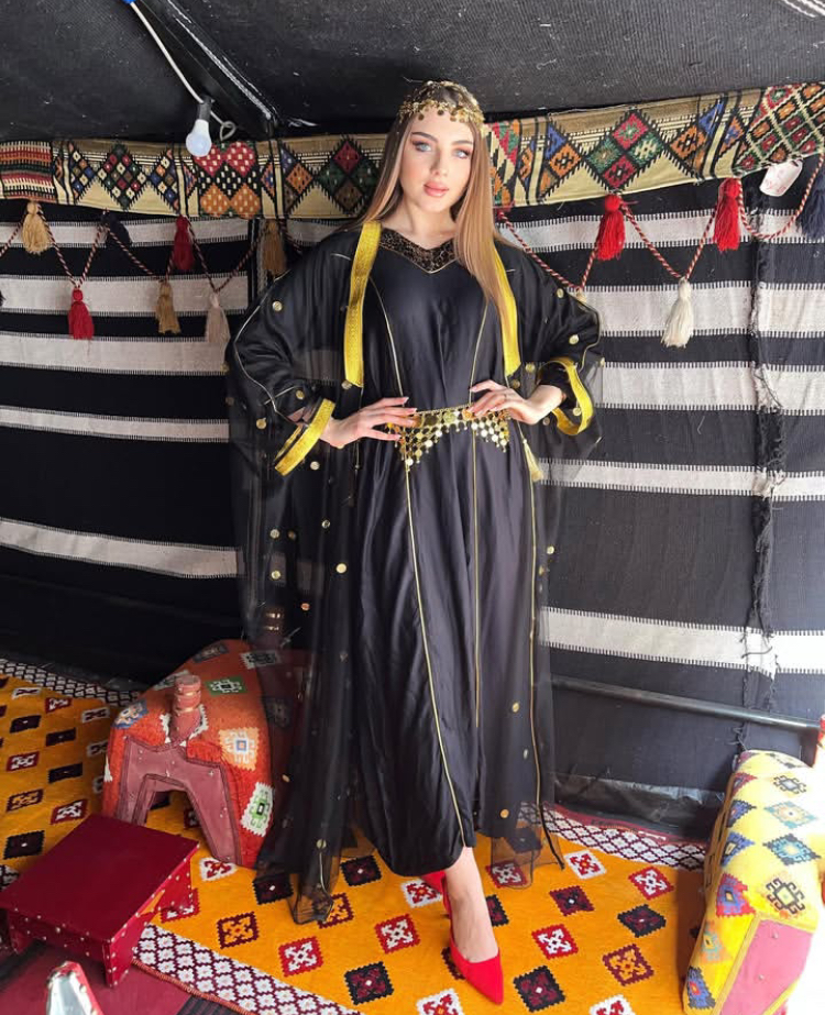 المودل / Maryna karpeka