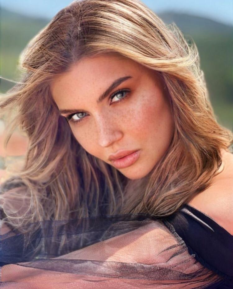 ../modelsfile/8390328c-5dc2-4009-a0c8-b7d8747ba8ce.jpeg