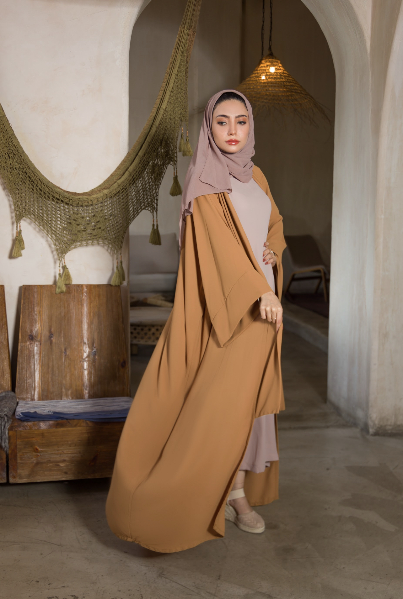 المودل / Yara Rayes