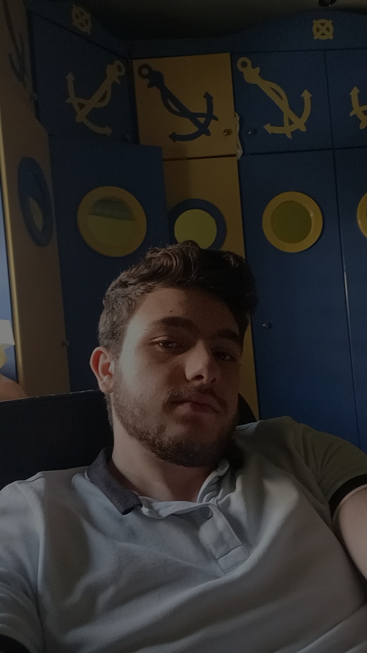 المودل / Yahya Addas 