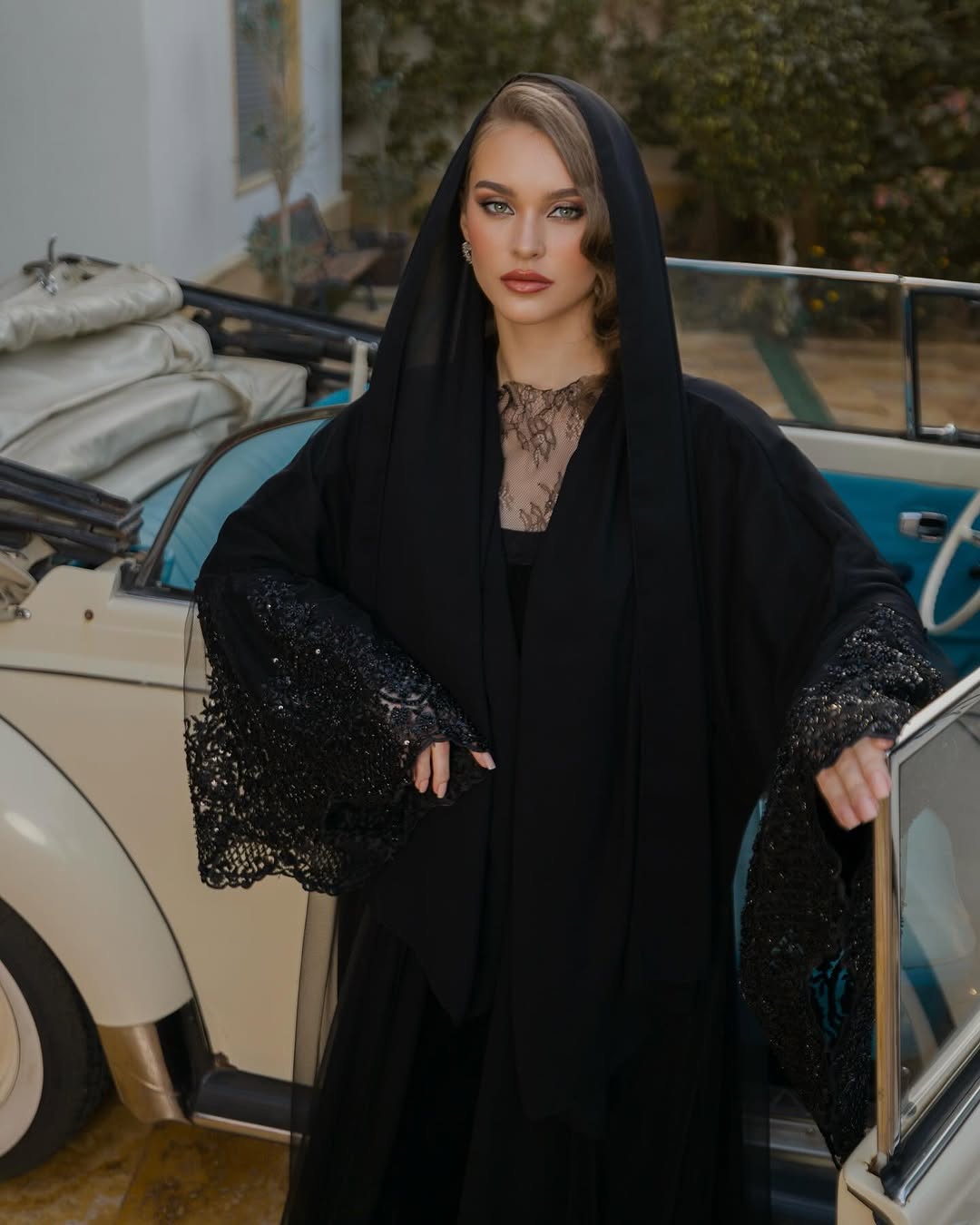 ../modelsfile/model_396_681cb68b13a72.jpg
