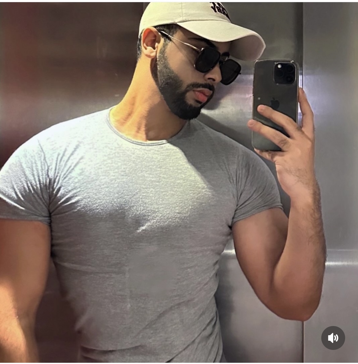 المودل / waleed ‏alraji