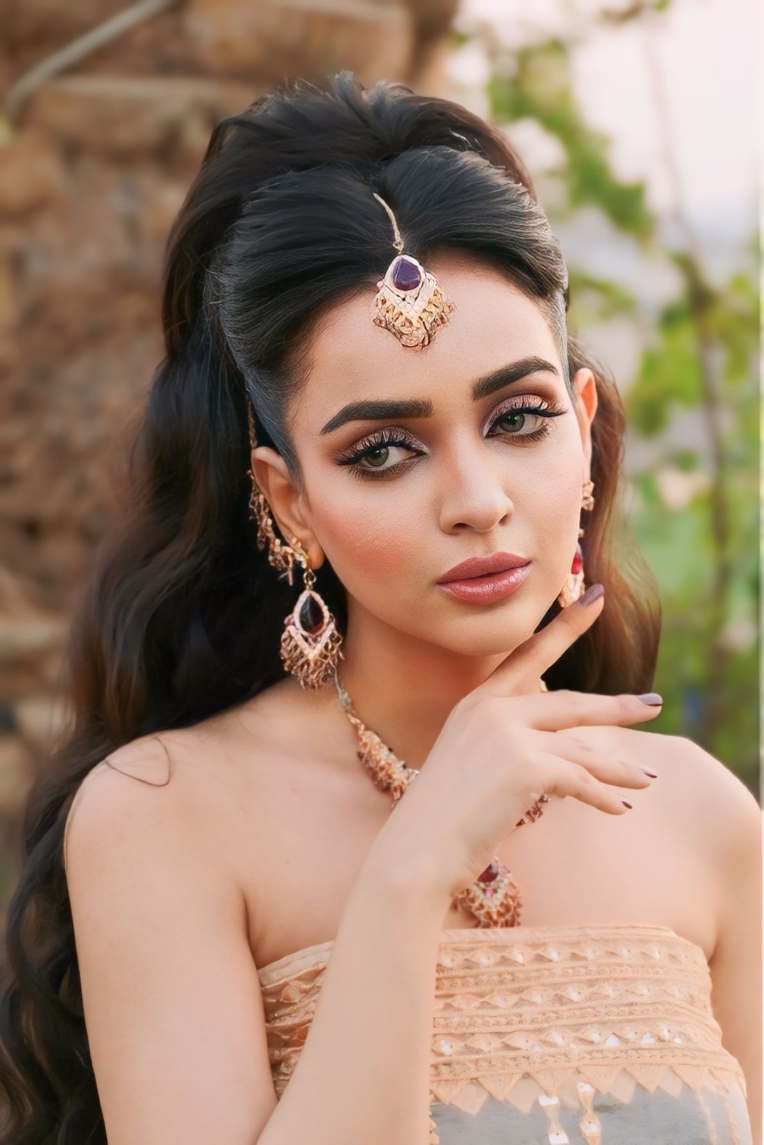 المودل / Afnan Ali