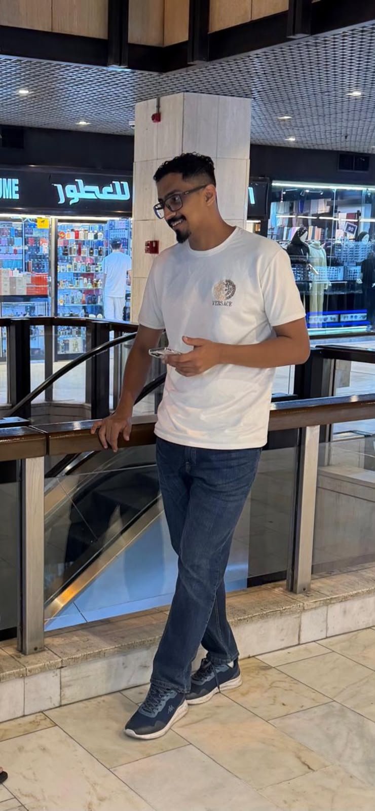المودل / SALEM ALHADDAD