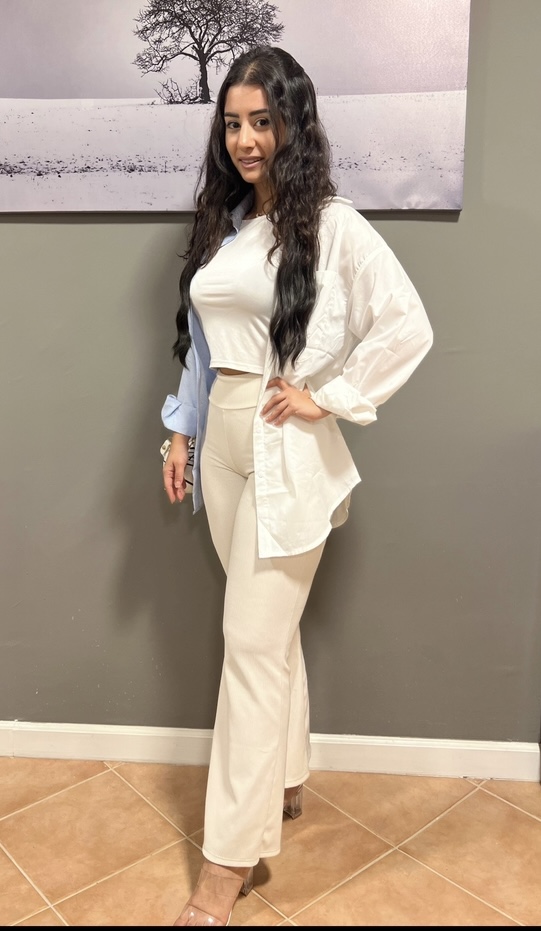 المودل / Elyssa Rached