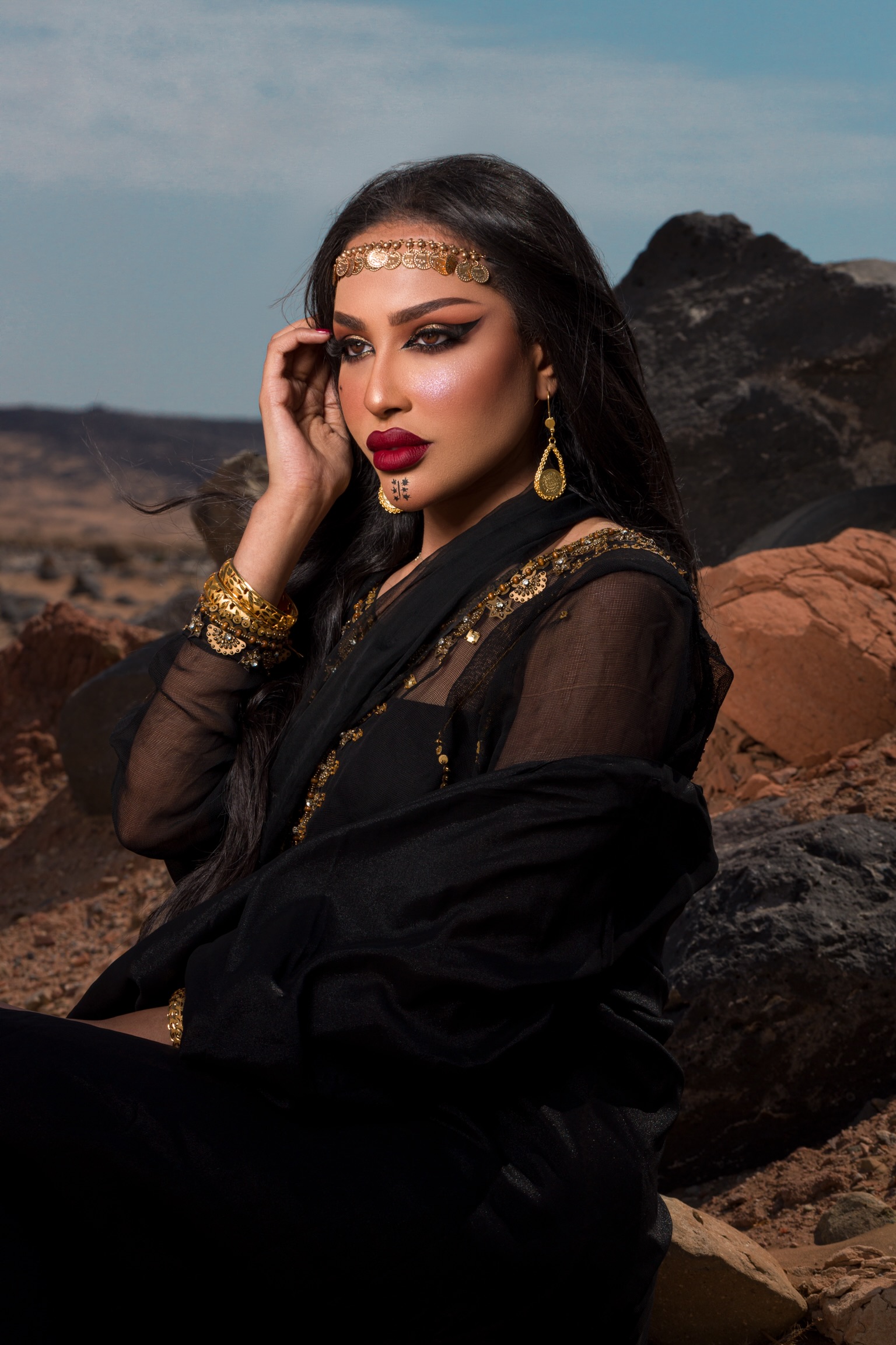 المودل / نوف شريف