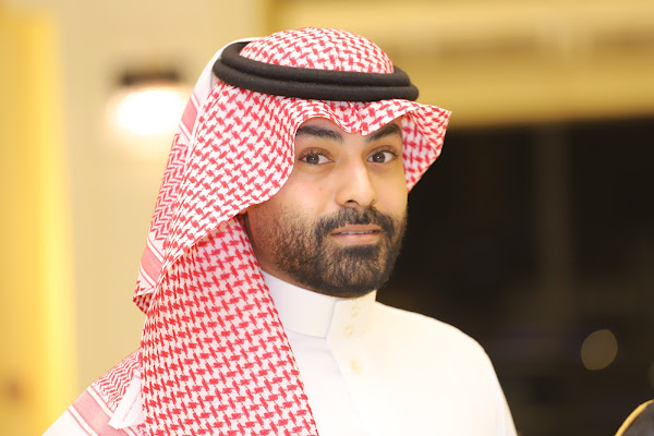 المودل / فيصل  السلطان 