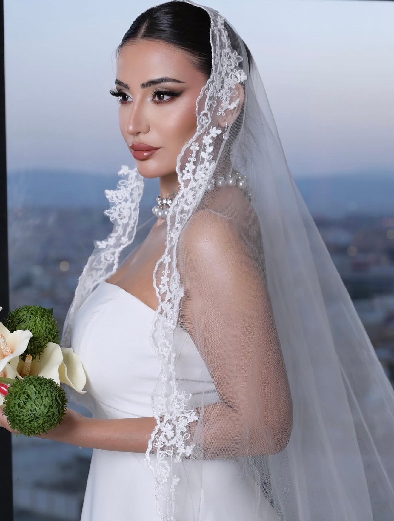المودل / Lara Zogheib