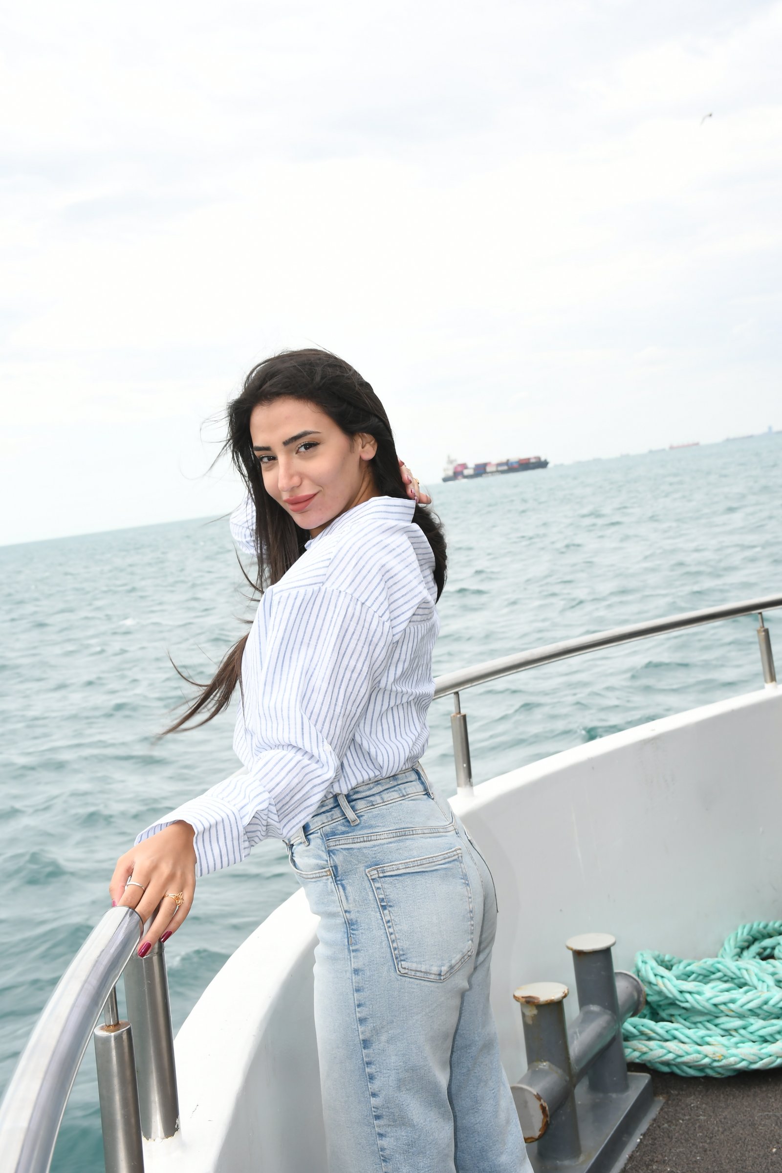 المودل / Lara Zogheib