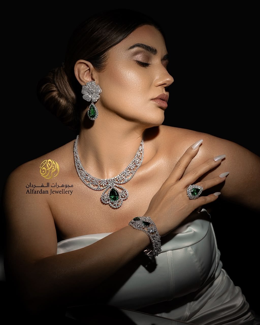 المودل / Melek Duba