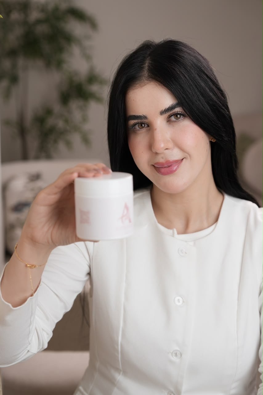 المودل / ساره عبدالله