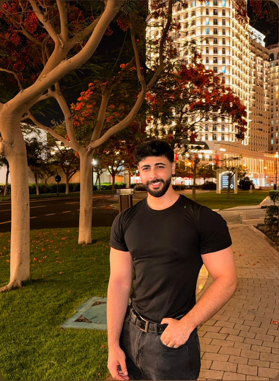 المودل / waleed ‏